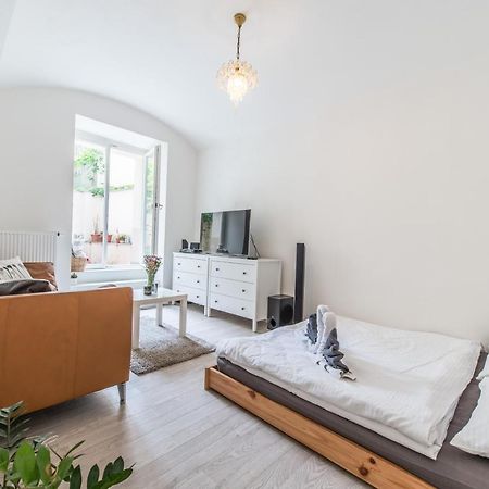 Quiet Apartment In The City Center With Own Terrace Prag Exterior foto
